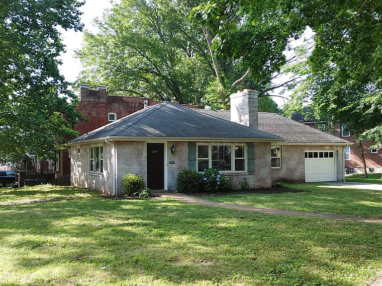 1260 Boland Pl — Photo 1