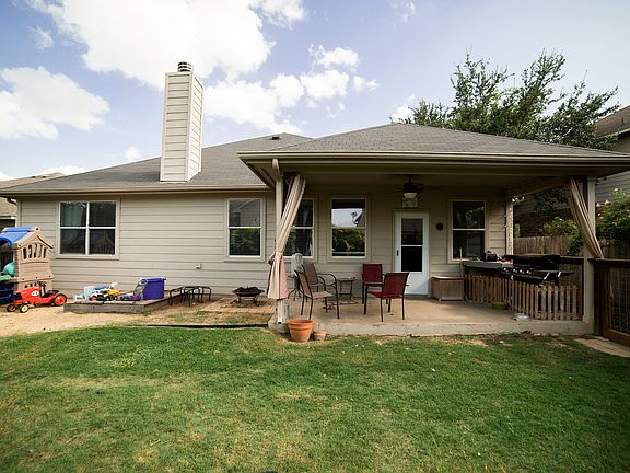 3rd image of 1409 Shamitas Ct