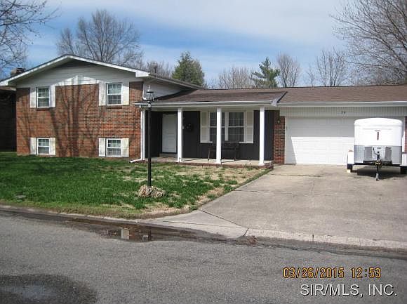 2nd image of 35 Coachlight Dr