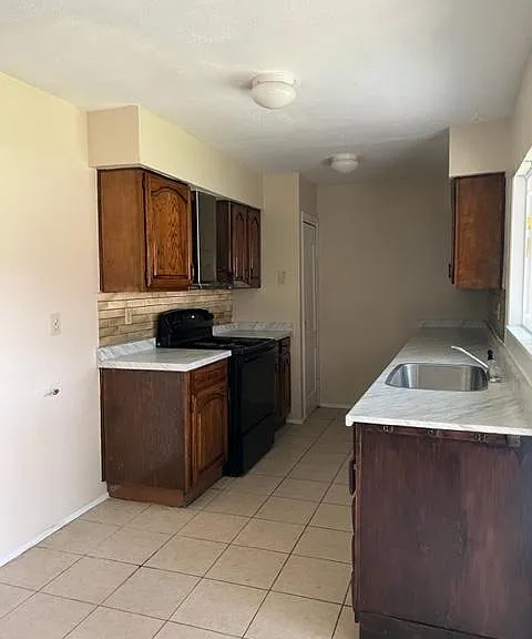 6525 Ember Ct — Photo 10