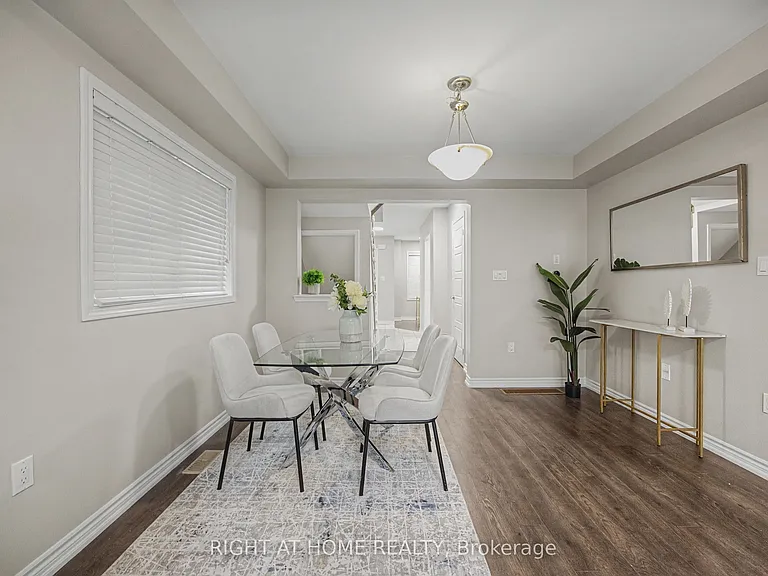 1235 Mulroney Hts — Photo 13