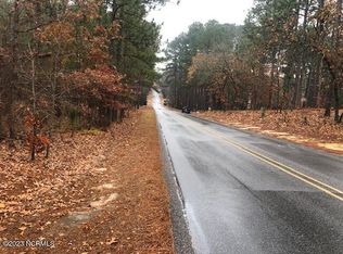 524 Longleaf Dr, West End, NC 27376