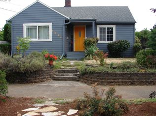 7025 NE Pacific St, Portland, OR 97213