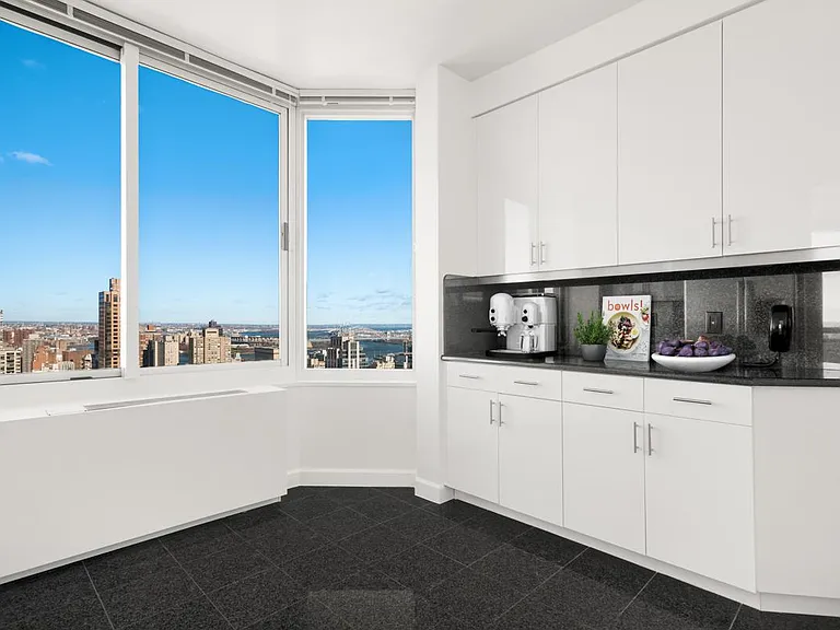 350 E 79th St #27A — Photo 9