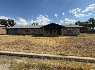 1114 Gemini Cir, Portales, NM 88130
