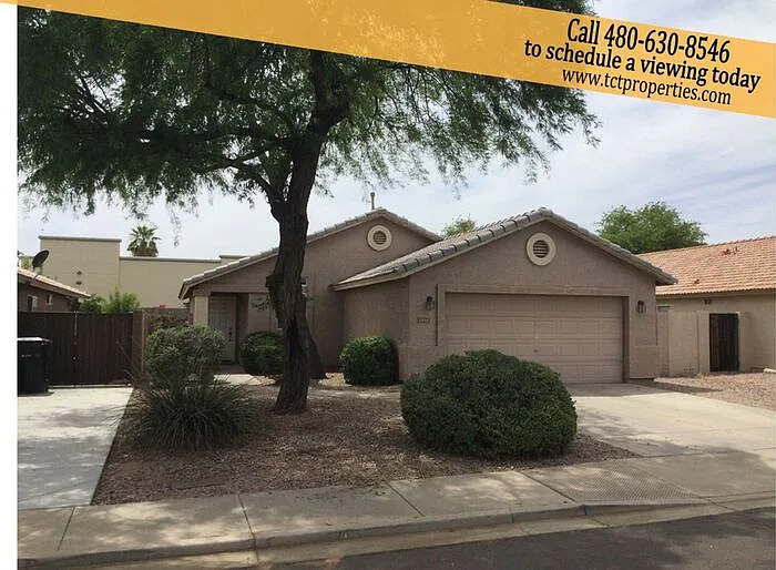 3 bed, 2.0 bath, 1208 sqft, $1,995 — Photo 1