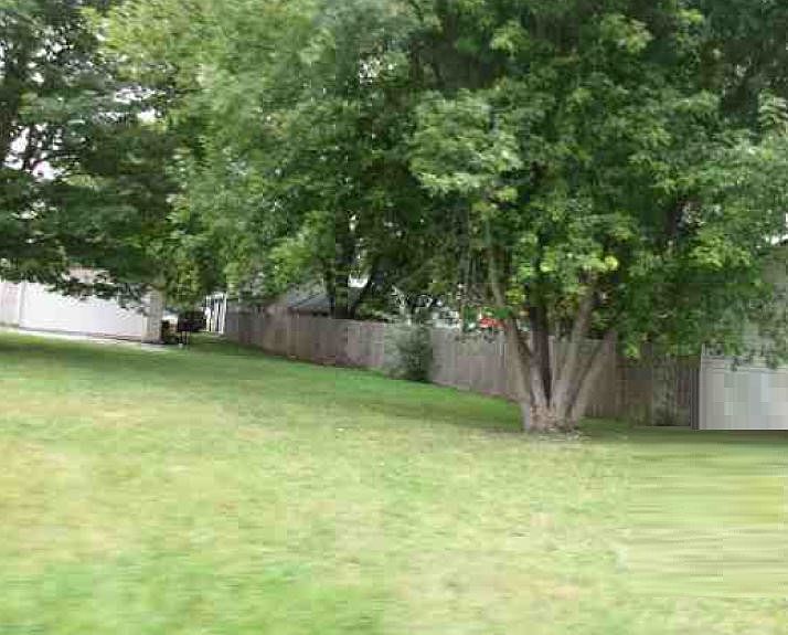 2nd image of 16 W Main St