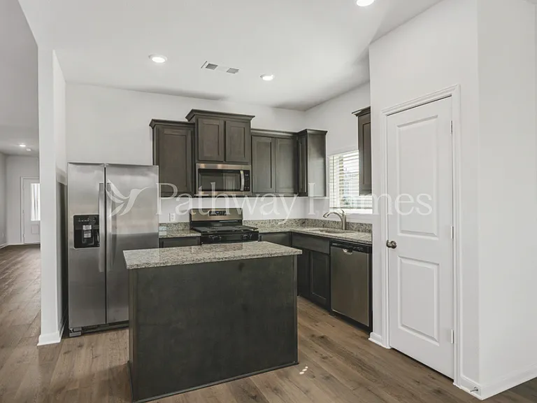 11104 Santana Dr — Photo 5