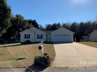 118 Freshfield Dr, Hudson, NC 28638