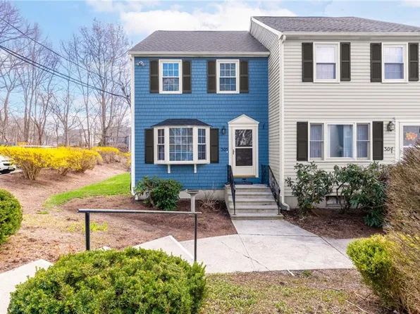 1175 Diamond Hill Rd APT 305, Woonsocket, RI 02895