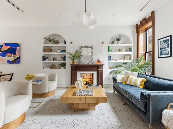 798 Halsey St, Brooklyn, NY 11233