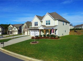 2363 Birch View Dr, High Point, NC 27265