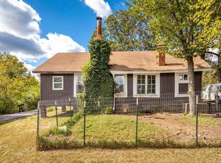 351 Felkins Ave, Forsyth, MO 65653