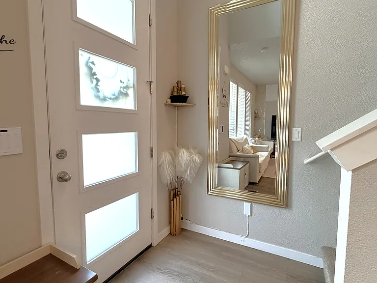503 N Tessa Ln — Photo 8