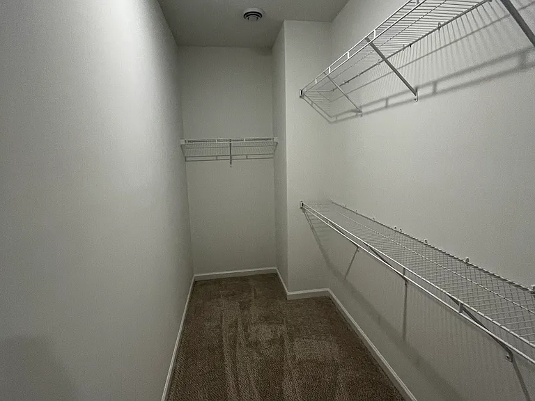 13903 Oakwood Dr — Photo 9