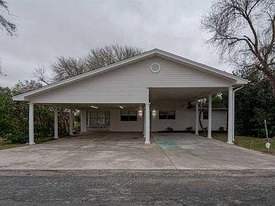 5th image of 412 Kirkwood Dr