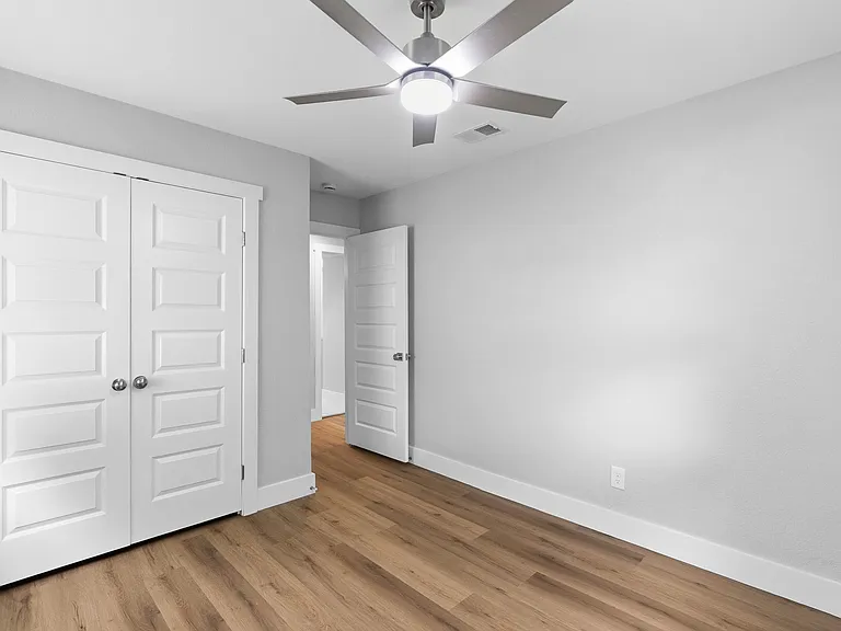 506 Rogers Way — Photo 8