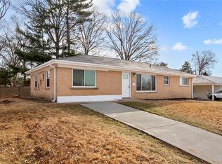 9548 Montbrook Dr, Saint Louis, MO 63123