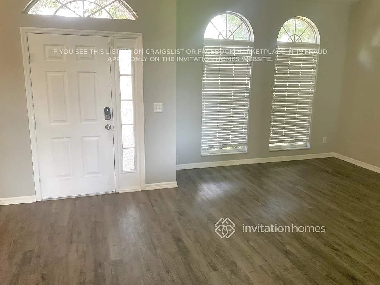 2822 Laurel Leaf Dr Valrico, FL 33594 — Photo 2