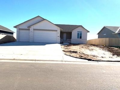 10847 Sondra Ct, Maize, KS, 67101