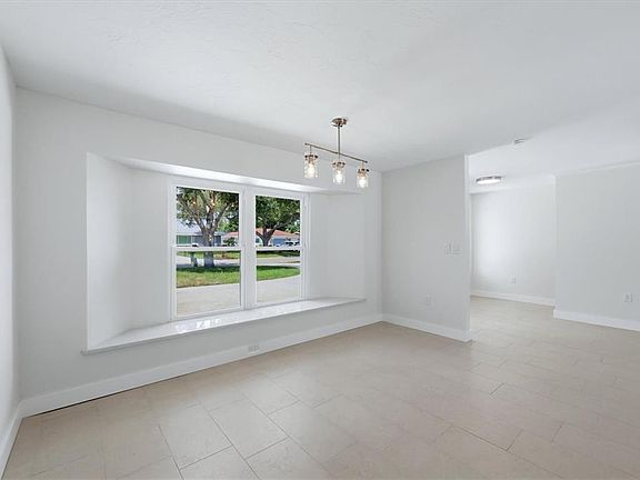5th image of 286 MOUNT VERNON DRIVE