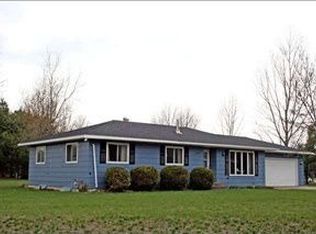 1831 Ridgewood Cir, Plover, WI 54467