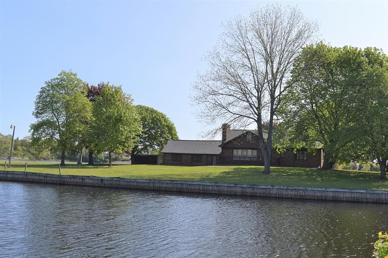 260 W Mill St, Oscoda, MI 48750 MLS 077230021 Zillow