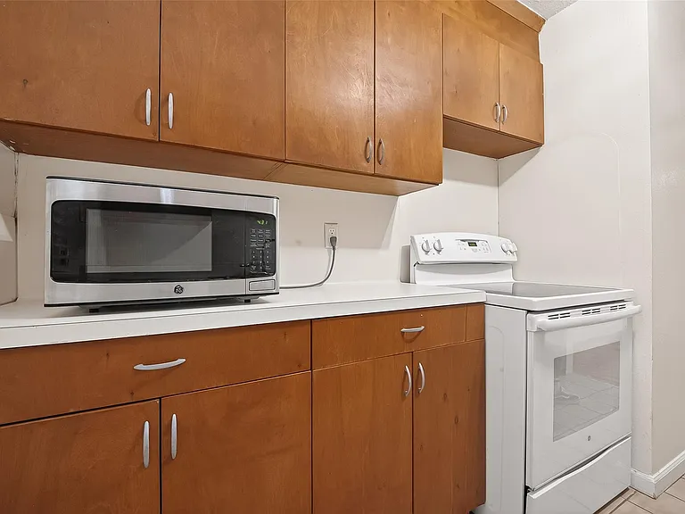609 Cortlandt St #3 — Photo 16
