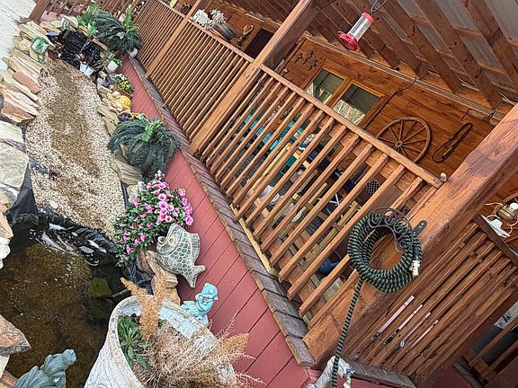 3rd image of 135 Burger Rd