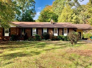 1807 Durst Ave E, Greenwood, SC 29649