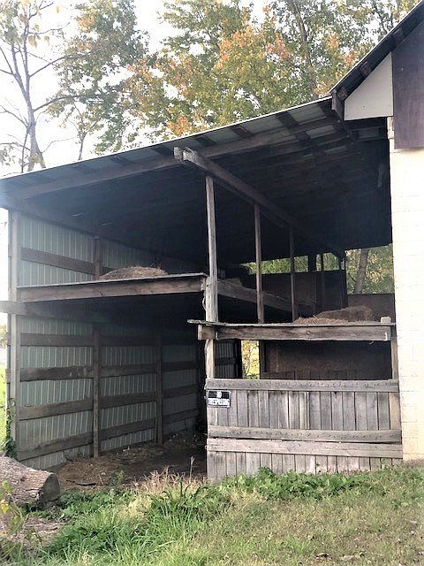 2nd image of 158 Ridge Ln
