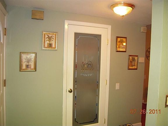 5th image of 5561 Rubion Cir