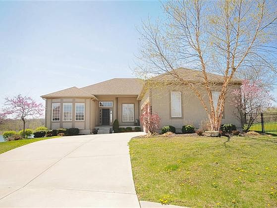 2nd image of 4804 N 124th Ct
