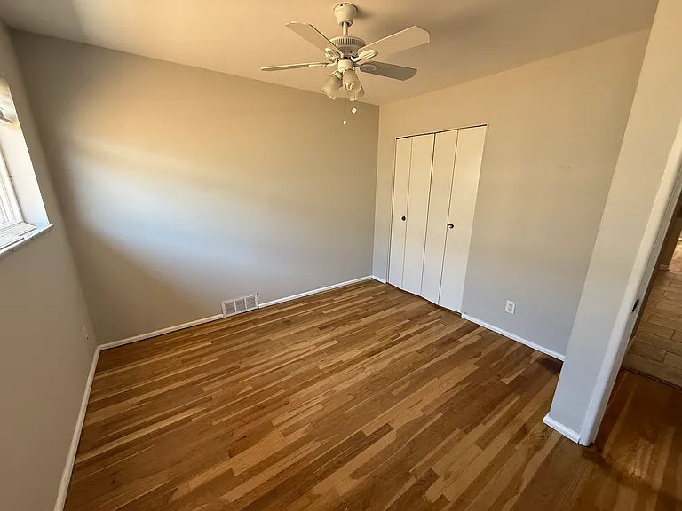 6599 Scanlan Ave #2E — Photo 10