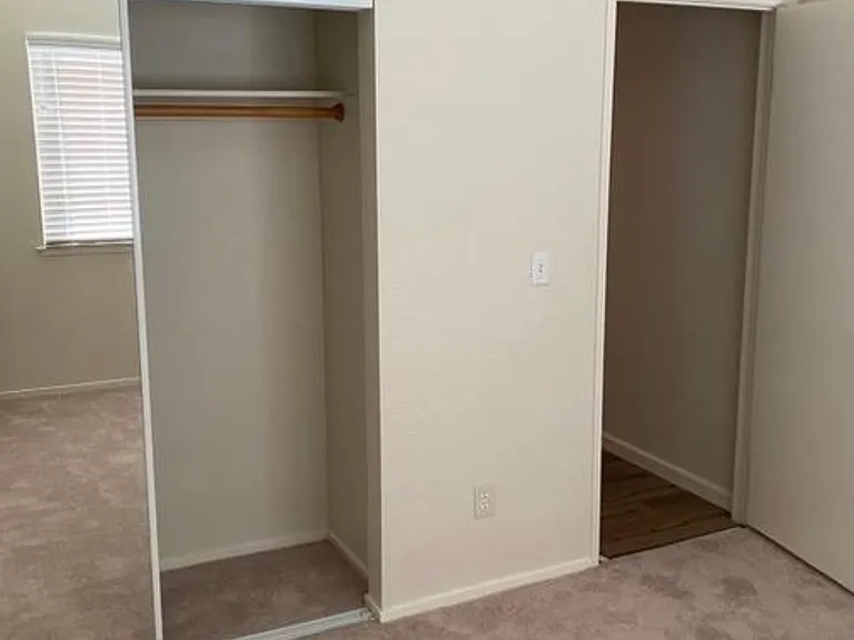 268 Napoli Ct — Photo 15