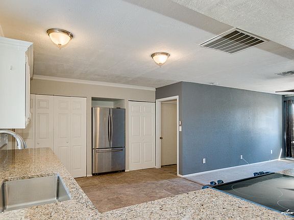 2nd image of 2628 W Wood Dr