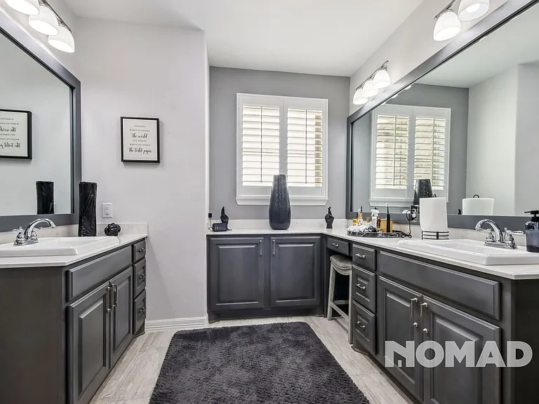 4303 Cottonwood Creek Ln — Photo 26
