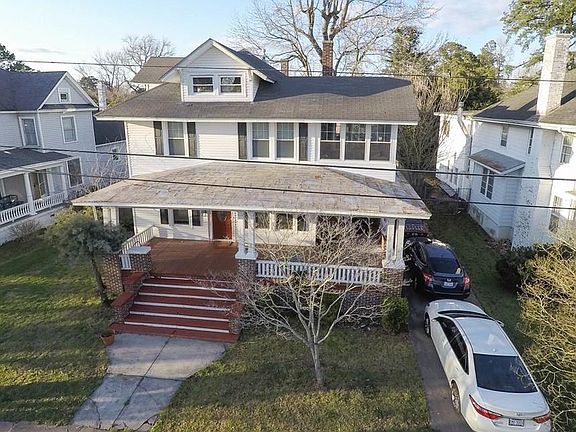 2nd image of 916 W Church St