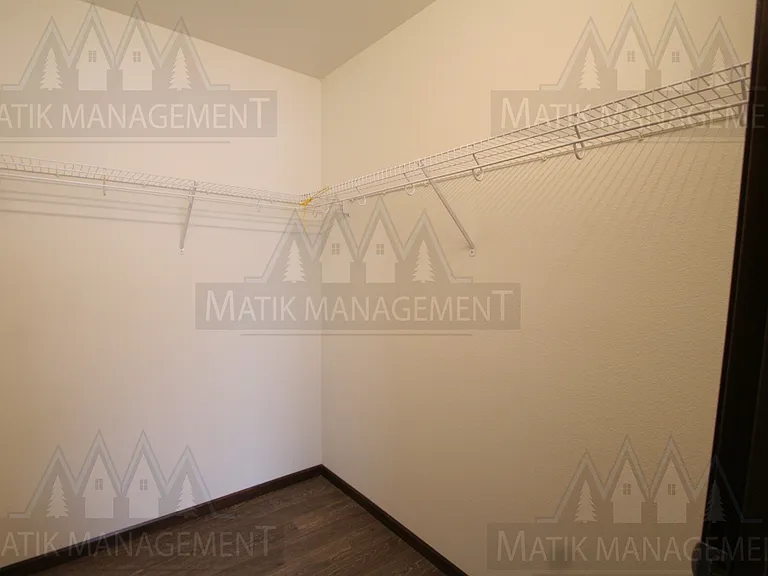2581 Hawk Ridge Ct SE — Photo 20