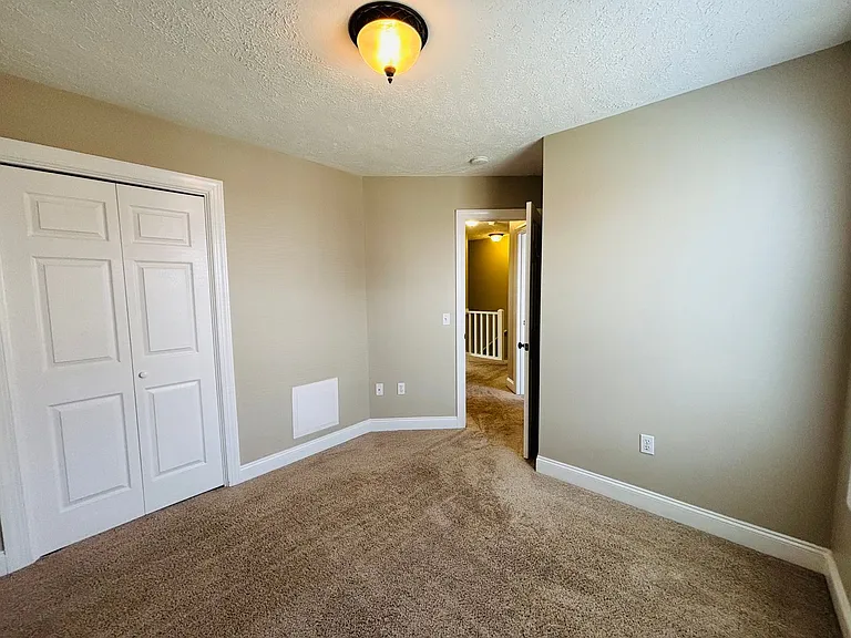 365 Silver Leaf Dr — Photo 3