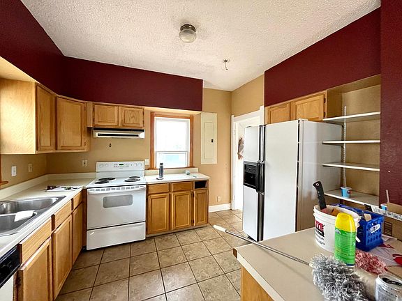 5th image of 509 E Harney St #1