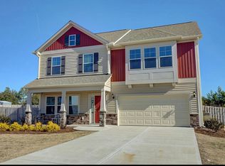 121 Bethea St, Holly Ridge, NC 28445