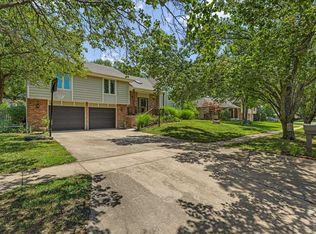 6312 SW 23rd St, Topeka, KS 66614
