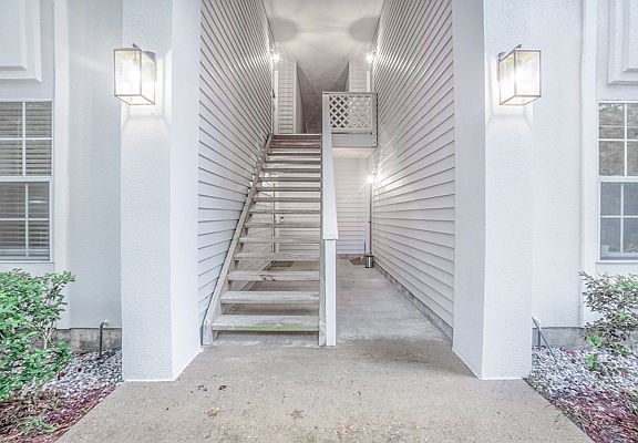 3rd image of 704 Inlet Quay APT I