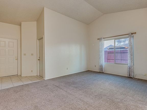 3rd image of 5611 W Commonwealth Pl