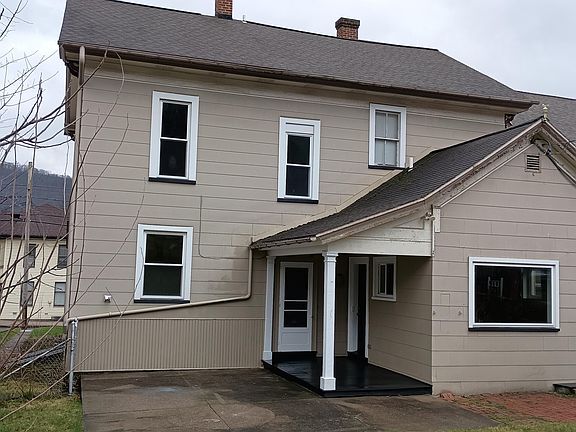 5th image of 1105 Lincoln Ave