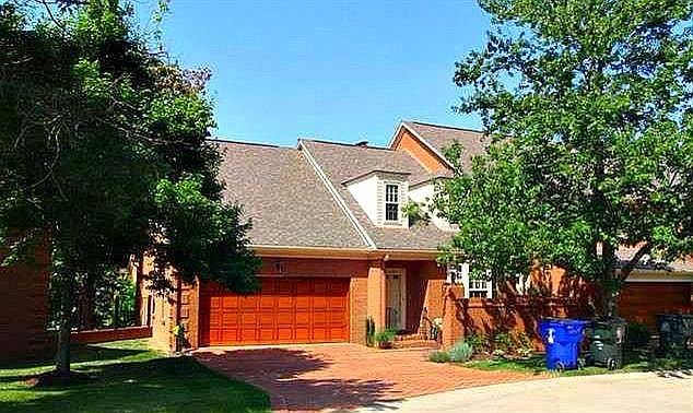 1st image of 1083 Taborlake Dr