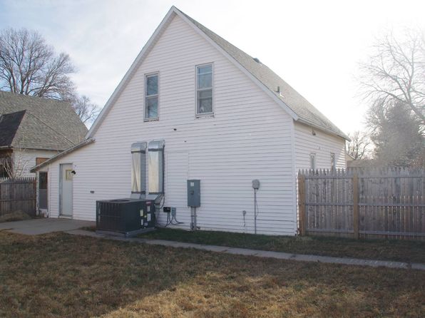 318 E Brotherton Ave, Merna, NE 68856