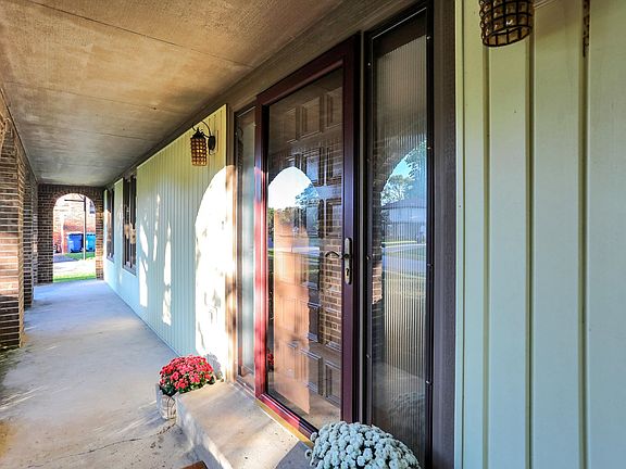 4th image of 7407 Scarborough Boulevard East Dr