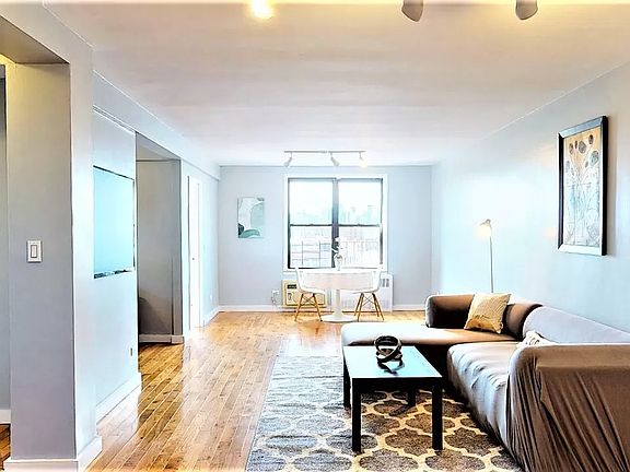 2nd image of 6515 38th Ave APT 6E